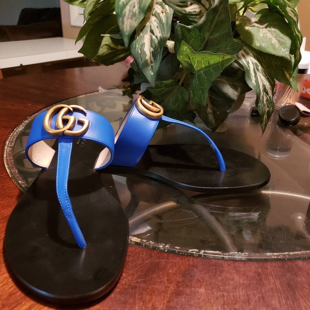 Authentic Gucci Marmont thong sandals..SOLD.. - Picture 2 of 4
